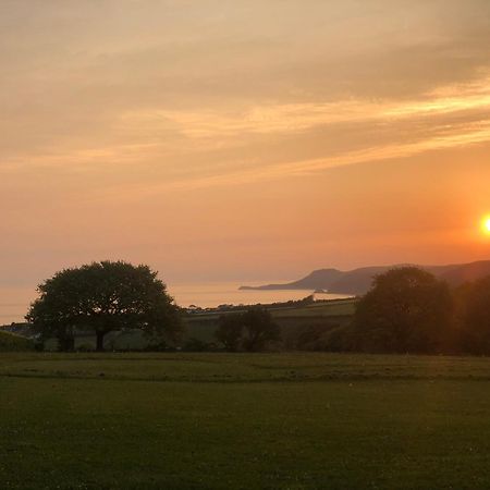 Penlan Coastal Cottages-Millstone อาเบอร์พอร์ธ ภายนอก รูปภาพ